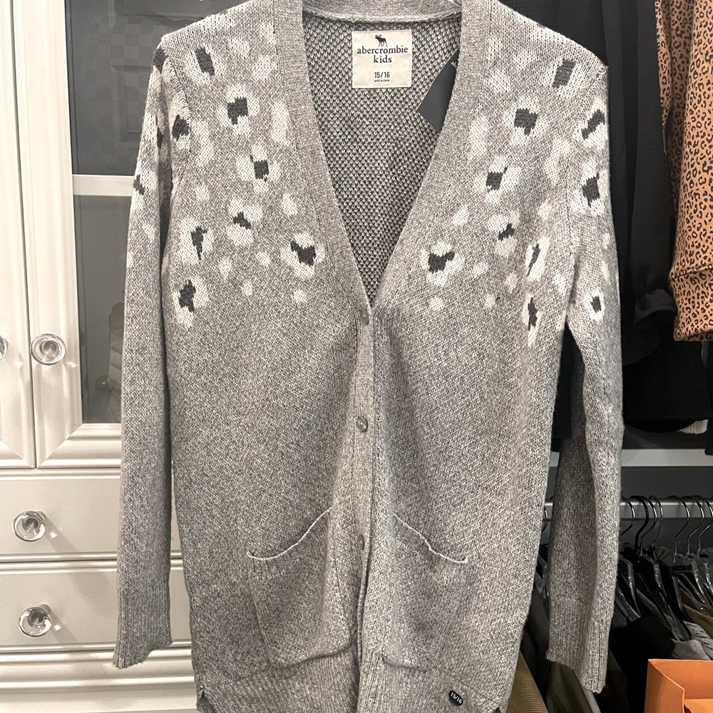 Abercrombie kids buttoned down sweater